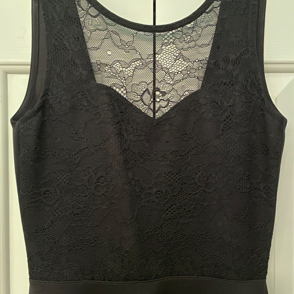 LBD - Picture 2 of 4